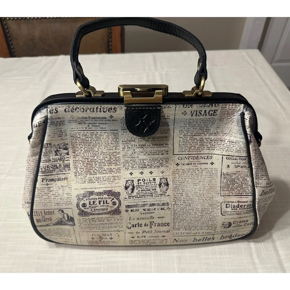 Patricia Nash Newspaper Print Leather Frame Satchel Doctor Bag P374245